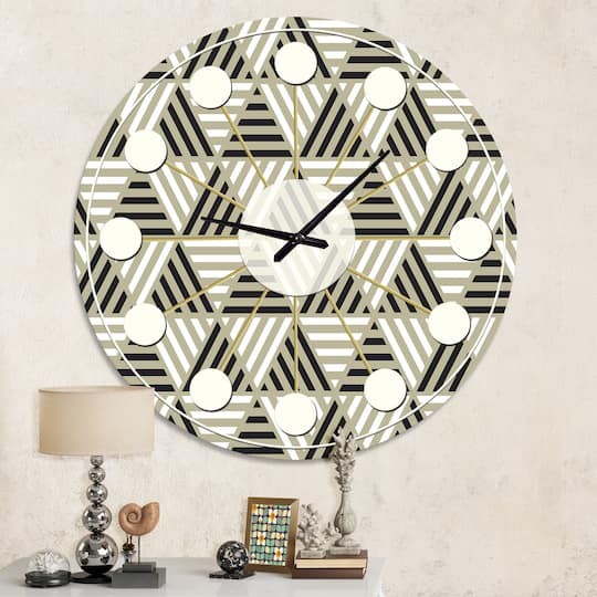 Designart 'Triangular Retro Design Viii Mid-Century Modern Wall Clock